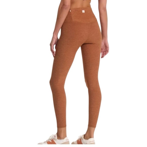 Vuori Women’s Clean Elevation Dreamknit Leggings In Hazelnut Heather Size M - Picture 3 of 13